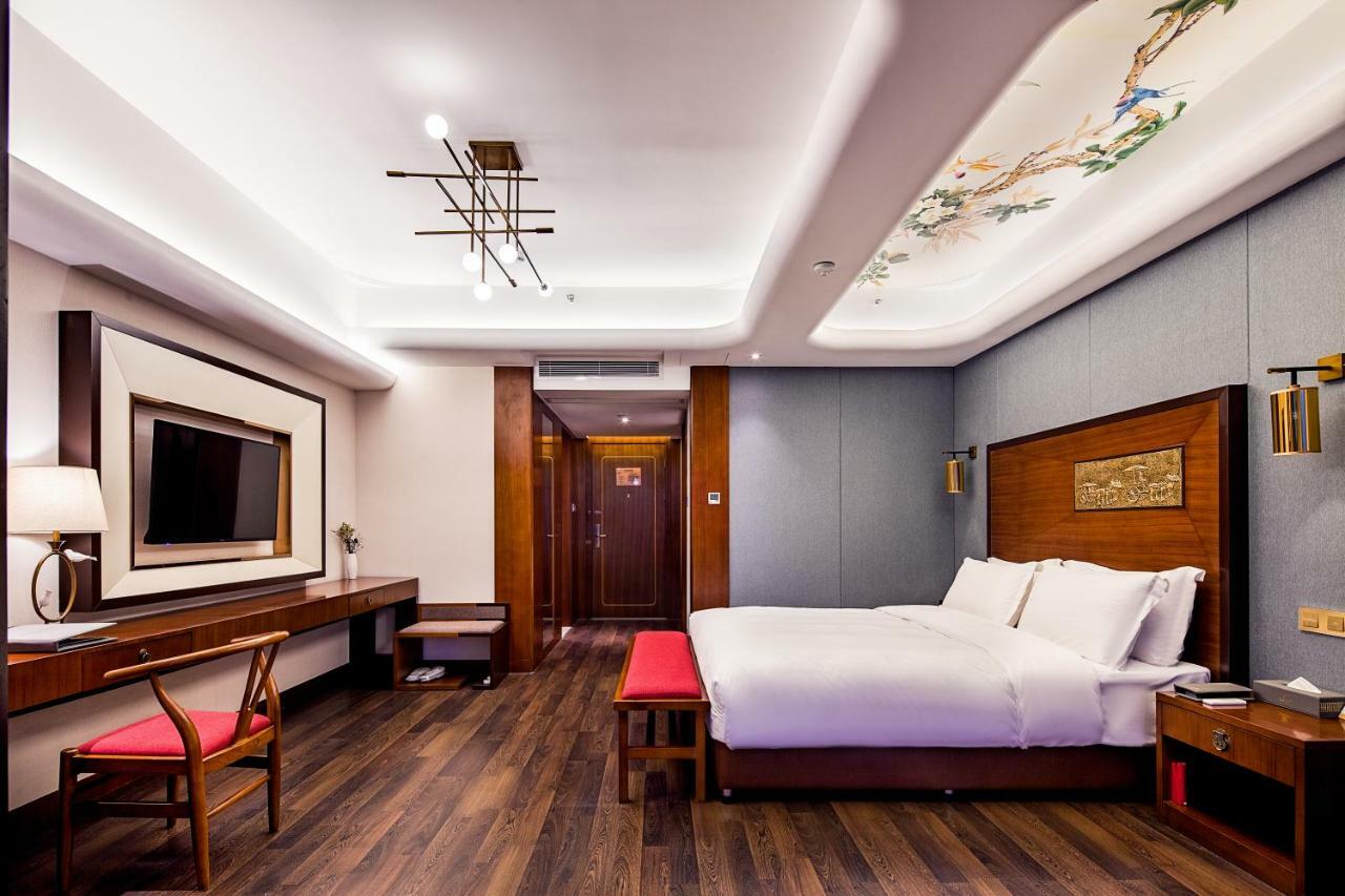 Lujia International Hotel Chengdú Exterior foto
